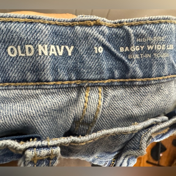 Old Navy Girls Wide Leg Distressed Jeans - Picture 7 of 7
